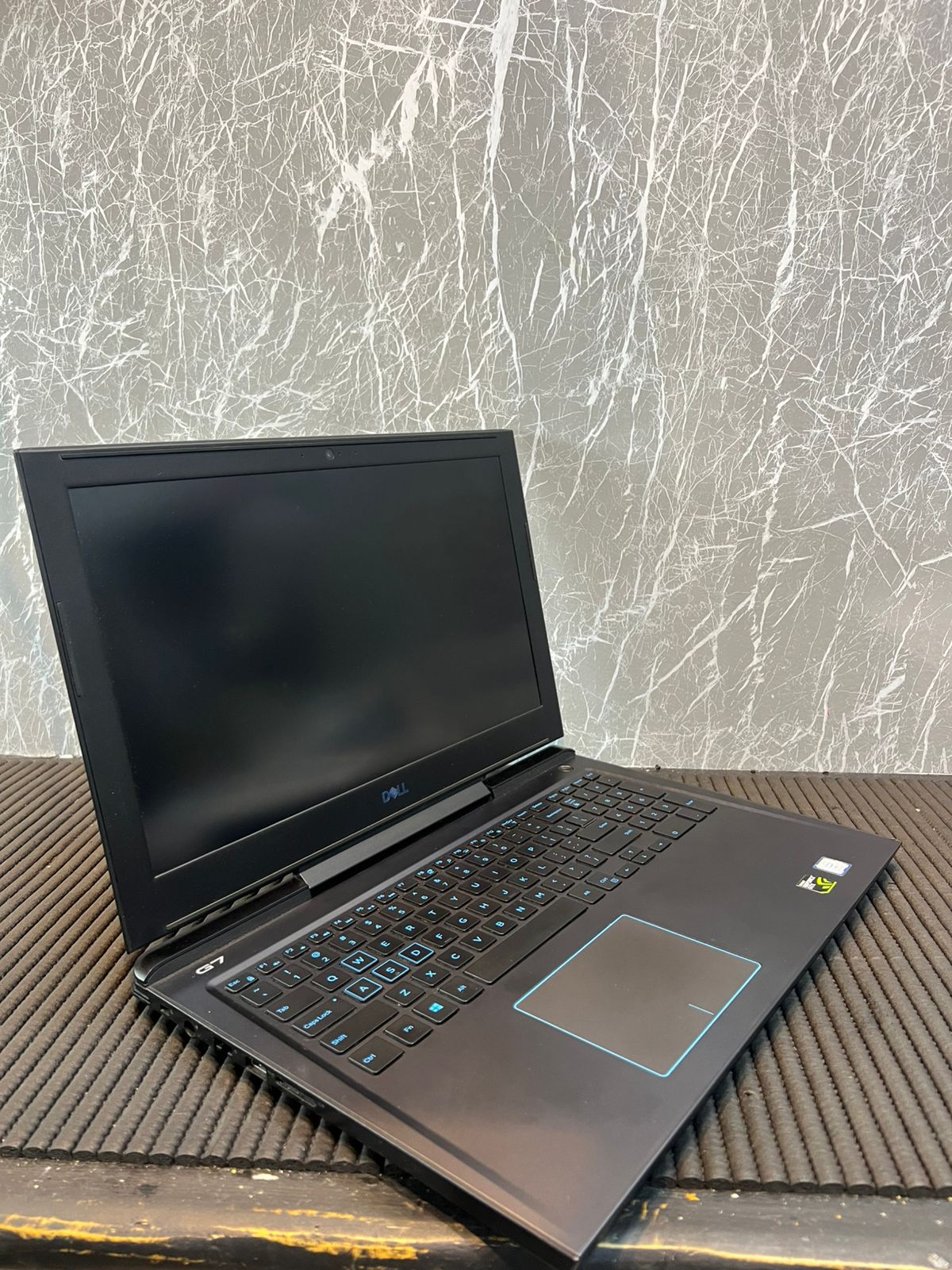 Dell G7 (notebook gamer)