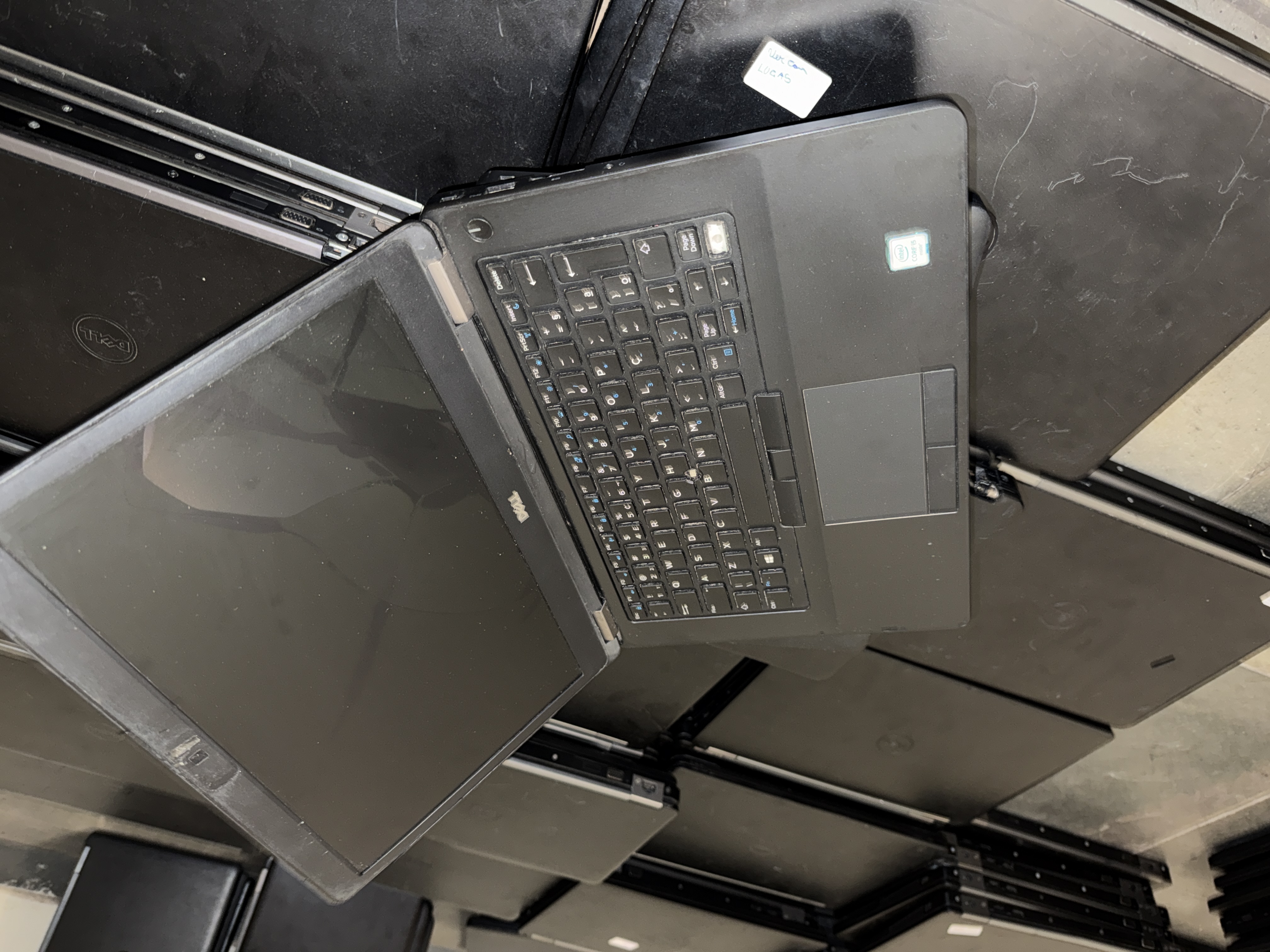 Notebooks no estado, sem tela, sem ssd, sem memoria