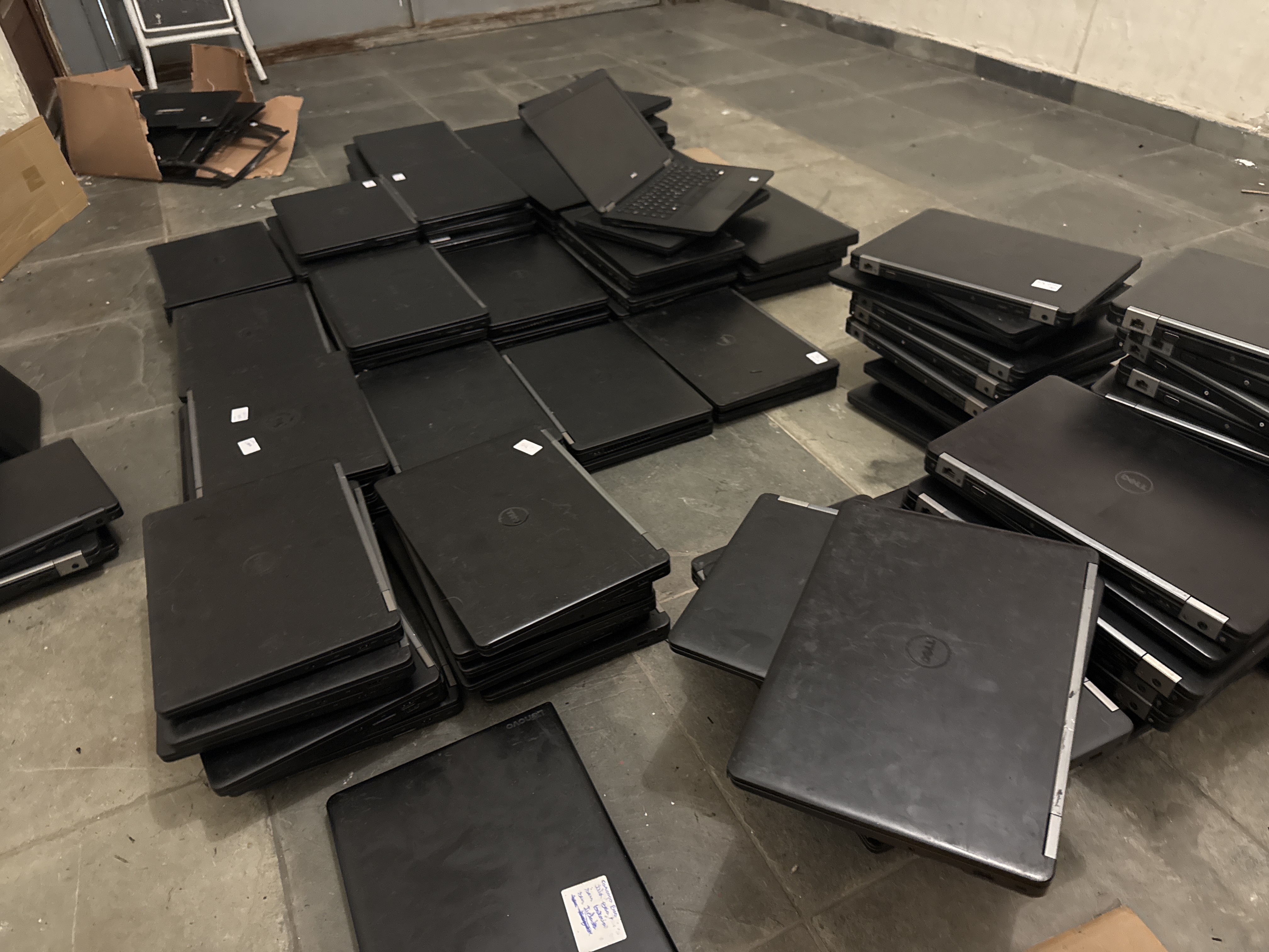 Notebooks no estado, sem tela, sem ssd, sem memoria