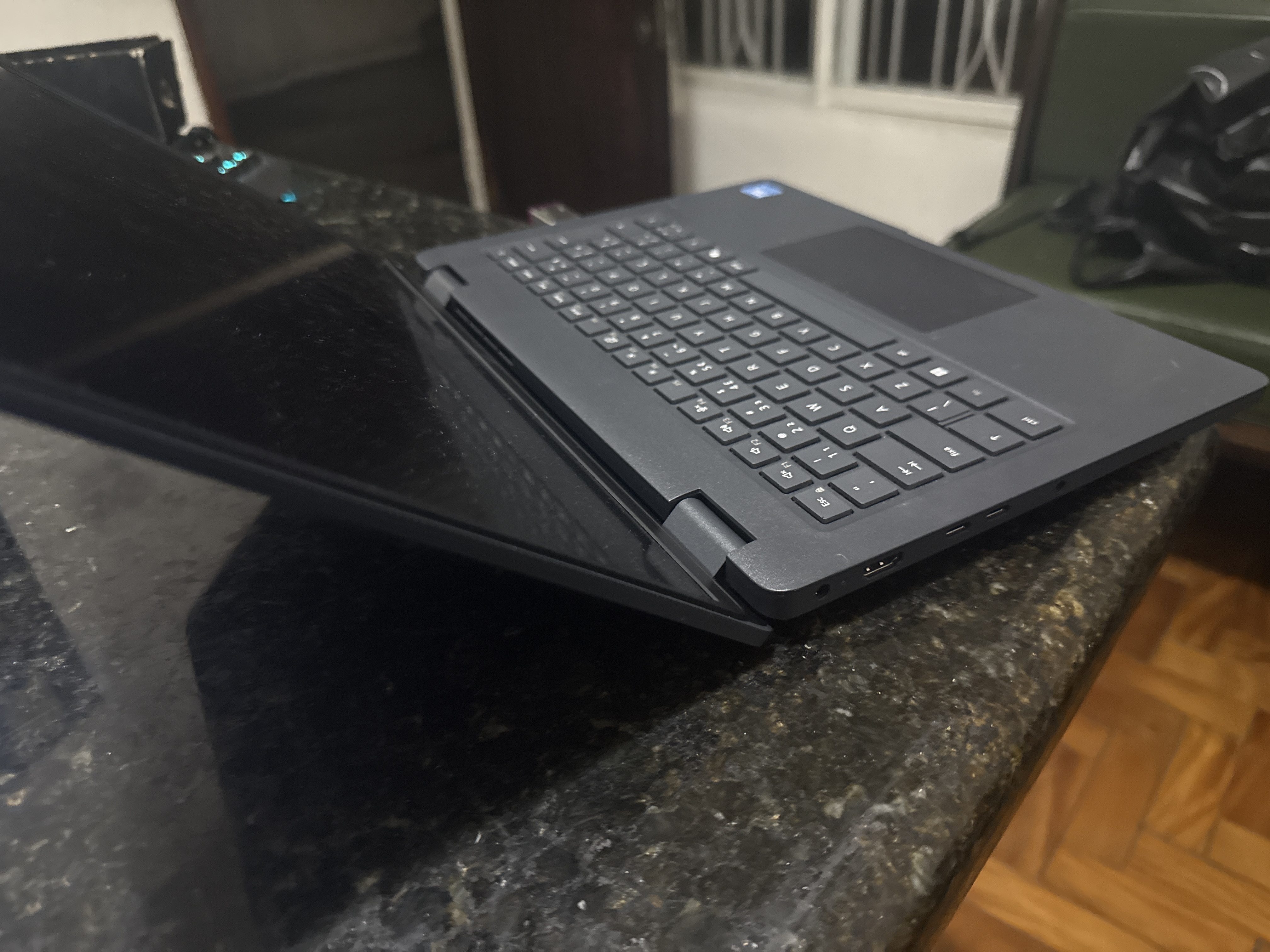 Dell Pro 14 PC14250