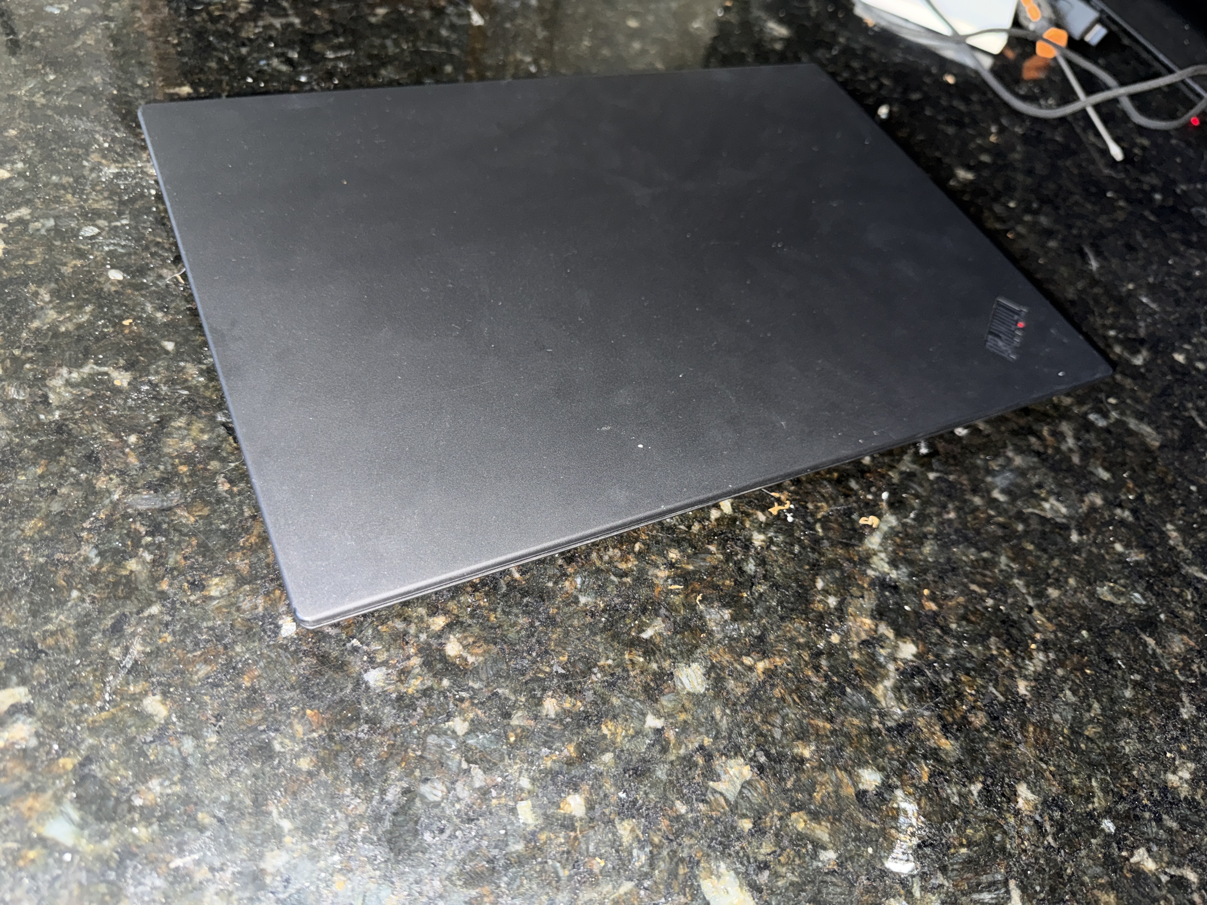ThinkPad T490